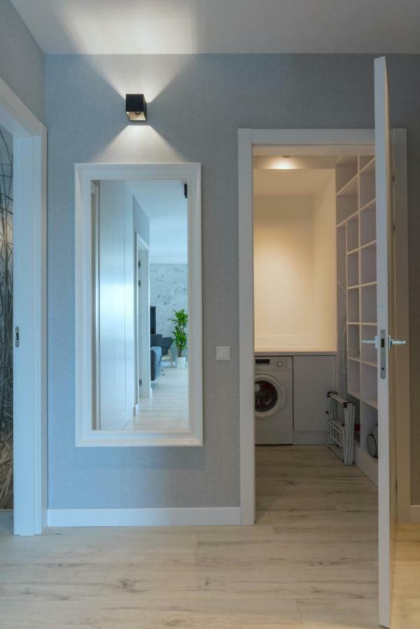 Stara Stocznia Apartment غدانسك المظهر الخارجي الصورة